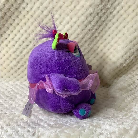 Purple Oogarella Stuffed Animal by GANZ - Picture 5 of 9